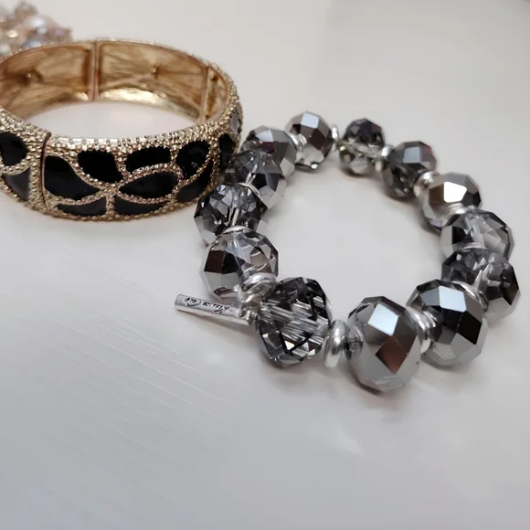 Vintage 3 piece Stretch Bracelet Lot Bundle Glass Bead AB Faux Pearls Enamel - Picture 5 of 11